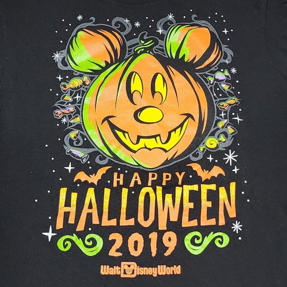 WALT DISNEY WORLD 2019 M Mickey Mouse Pumpkin Halloween Glow in the Dark T-Shirt - Picture 2 of 6